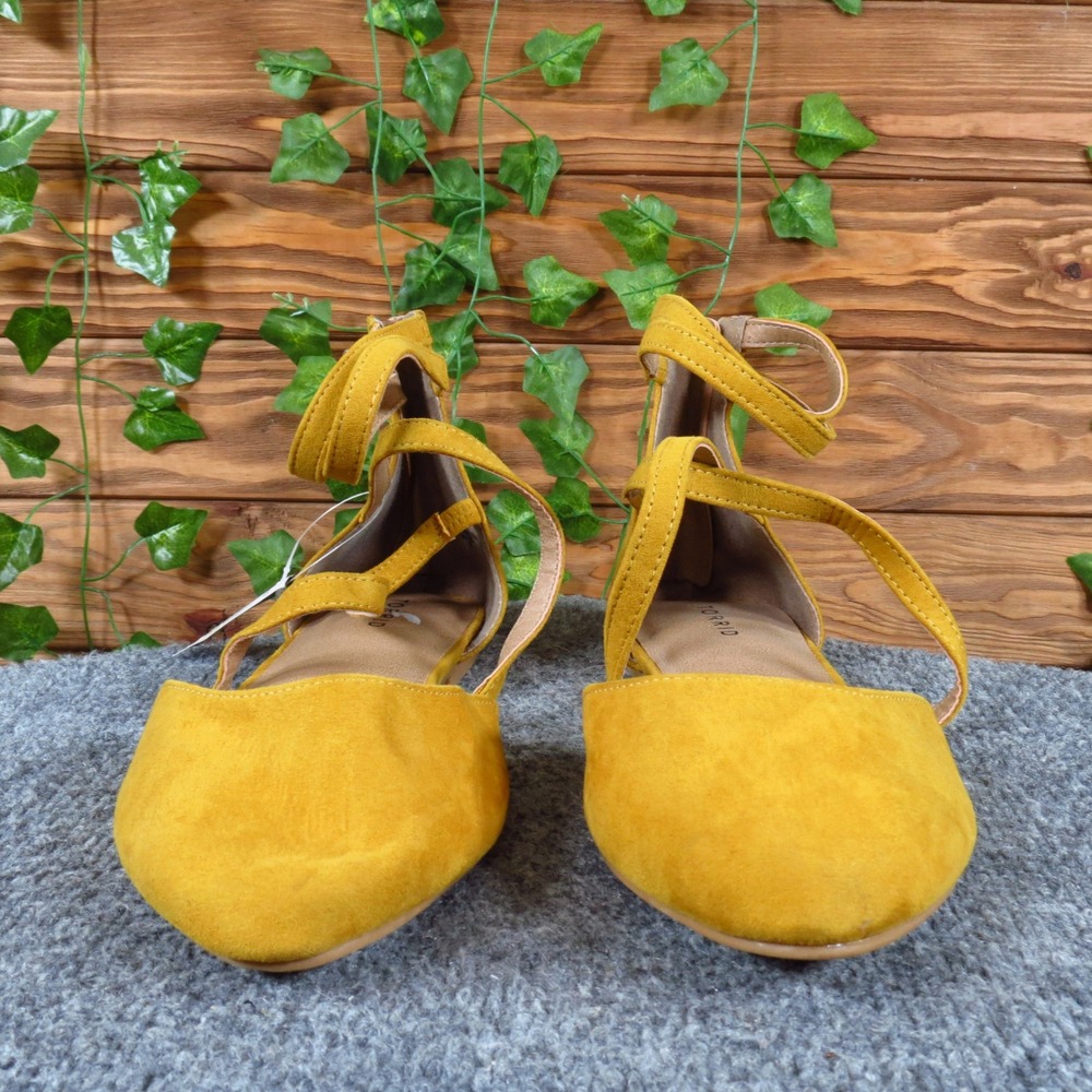 Torrid 12889647 Womens Strappy Round Toe Flat Size 11 Wide Dressy Mustard Yellow - Picture 2 of 8